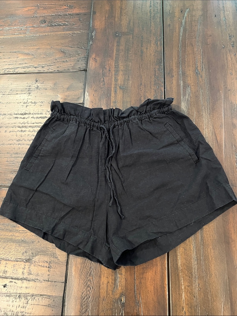 High-Waist Black Paperbag Linen-Blend Shorts with Drawstring